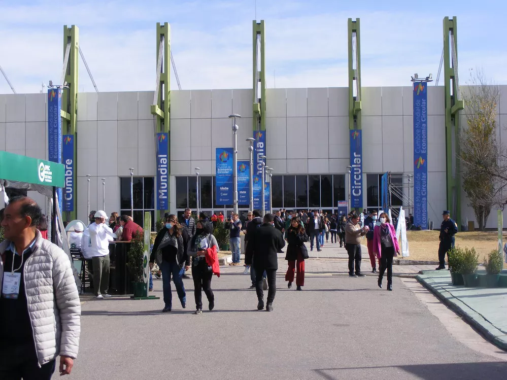 FOTO CUMBRE ECONOMIA CIRCULAR FOTOS FERIA 5