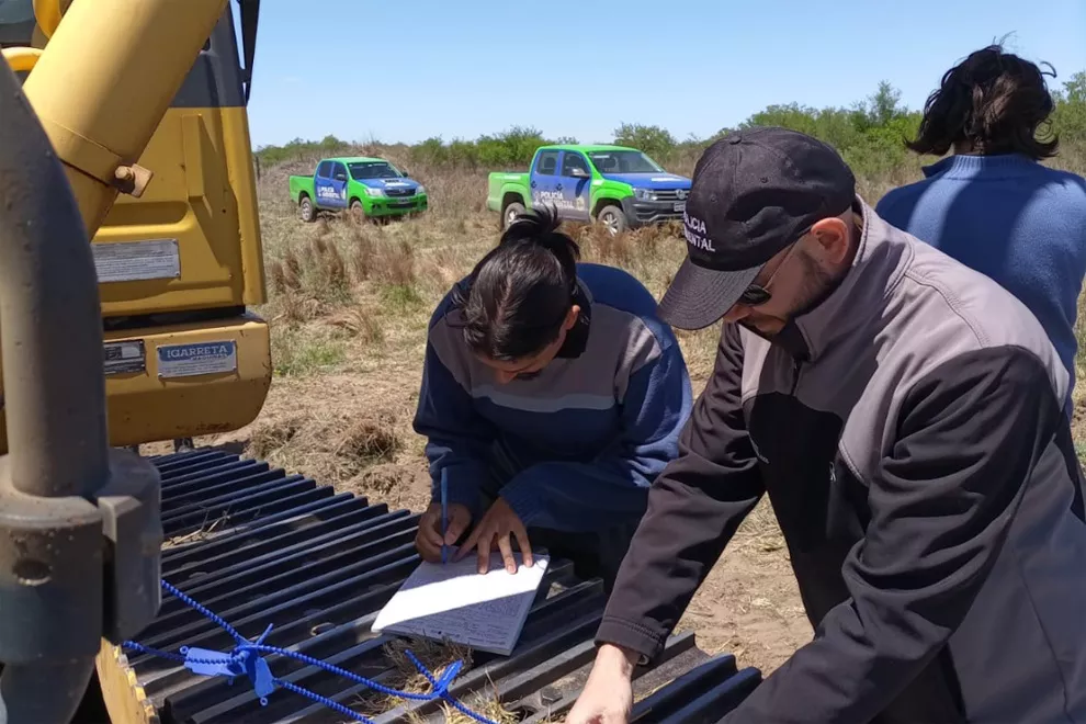 ECOOBJETIVO FOTO POLICIA AMBIENTAL ARIDOS
