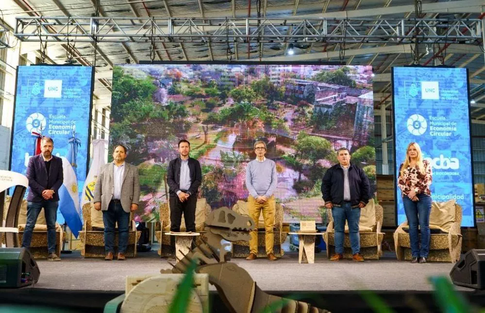 ECOOBJETIVO FOTO DIPLOMATURA ECONOMIA CIRCULAR 1