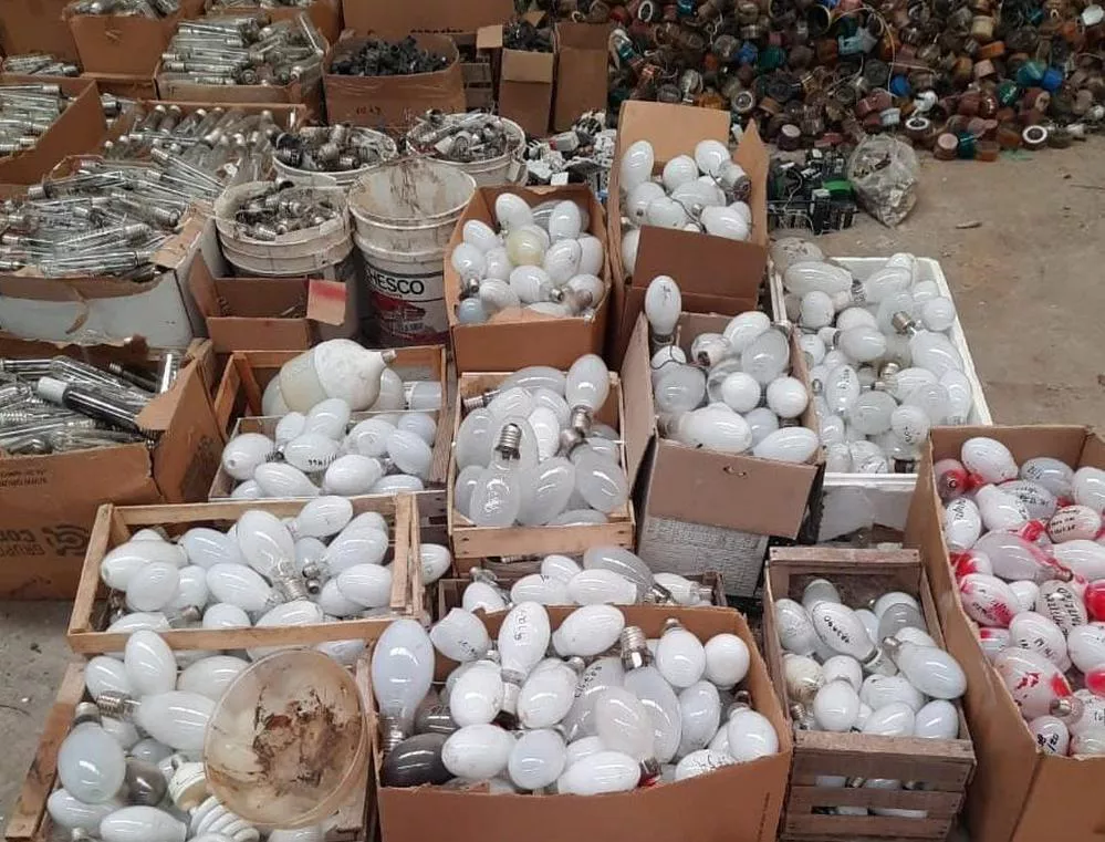 ECOOBJETIVO FOTO CÓRDOBA LAMPARAS RECICLADAS 2