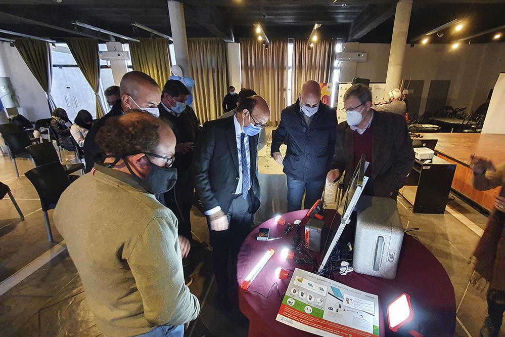 ECOOBJETIVO FOTO GOBIERNO ENERGIA RENOVABLE 3