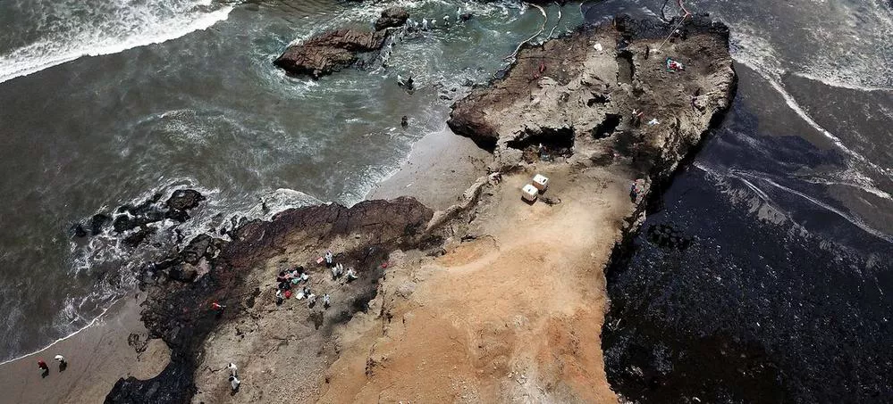 ECOOBJETIVO FOTO PERU DERRAME DE PETROLEO 1