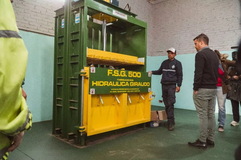 ECOOBJETIVO FOTO ALTA GRACIA  PRENSA PLANTA DE TRATAMIENTO