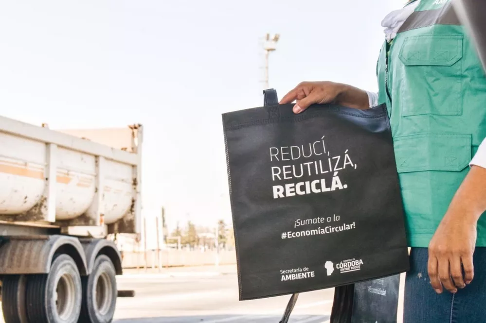 ECOOBJETIVO FOTO AMBIENTE BOLSAS