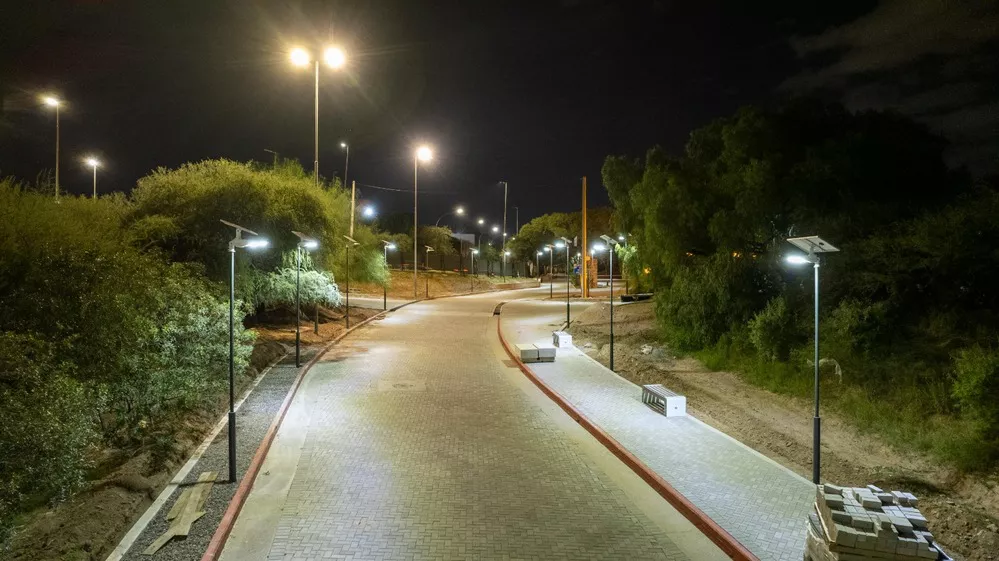 ECOOBJETIVO FOTO CÓRDOBA POLO MARTÍ LUCES LED 1