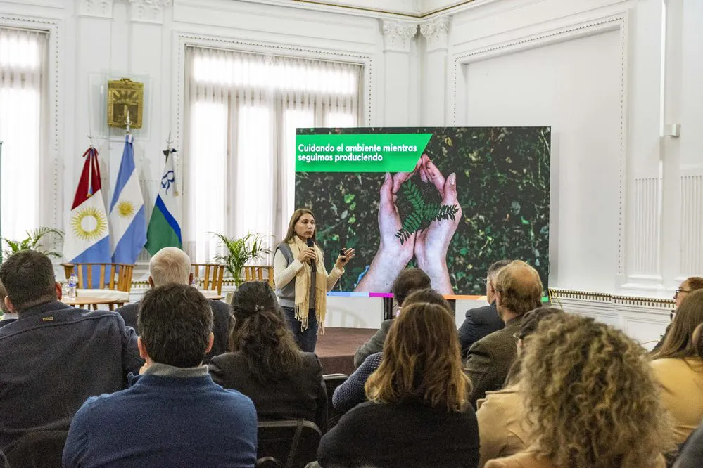 ECOOBJETIVO FOTO RIO CUARTO Conversatorio Sustentabilidad Pacto Global (4)