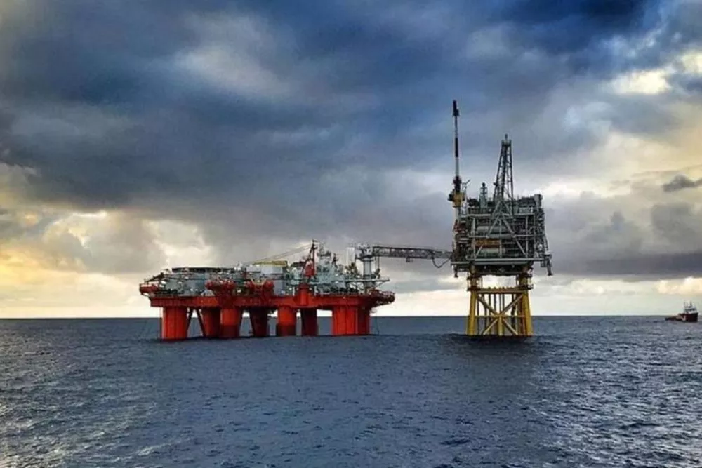petroleo-mar