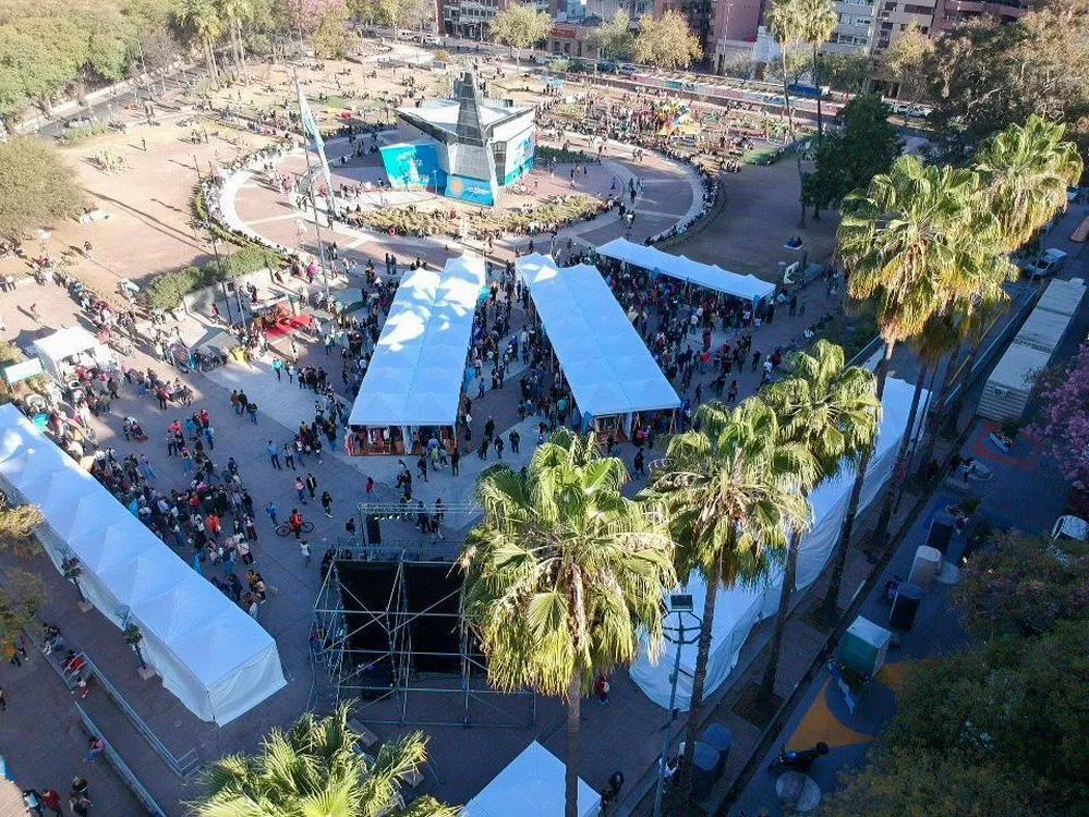 ECOOBJETIVO FOTO FERIA MODA CBA 1