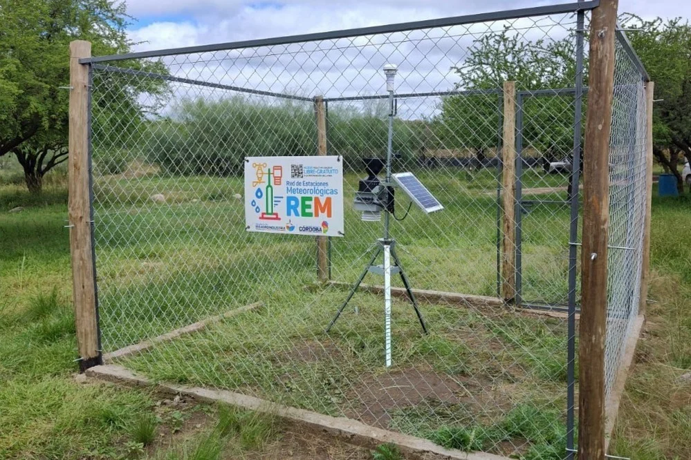 ECOOBJETIVO FOTO TRASLASIERRA ESTACION METEOROLOGICA