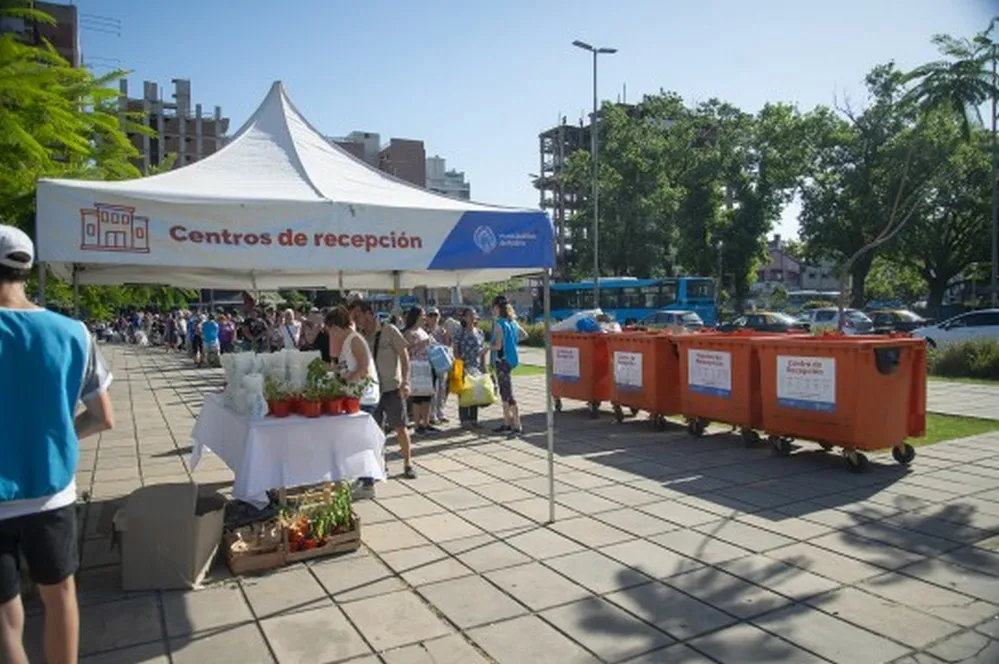 ECOOBJETIVO FOTO ROSARIO CANJE DE RECICLABLES