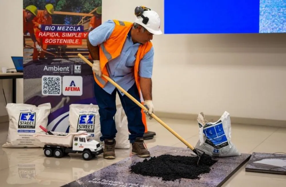 ECOOBJETIVO FOTO BIOASFALTO EN FRIO BACHEO