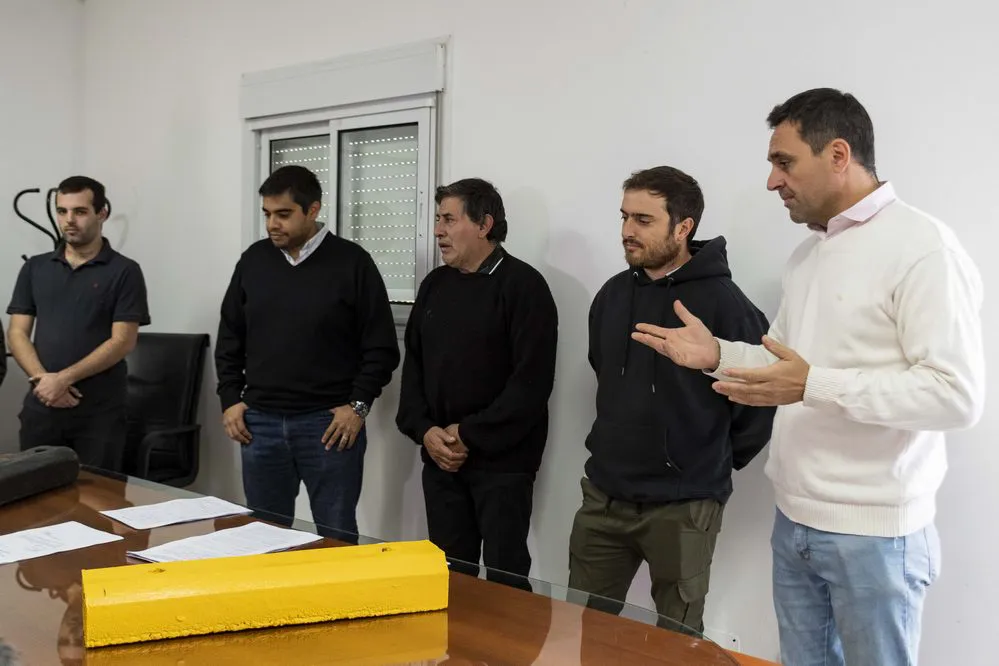 ECOOBJETIVO FOTO RIO CUARTO Convenio Tacos Viales Plásticos Reciclados (4)