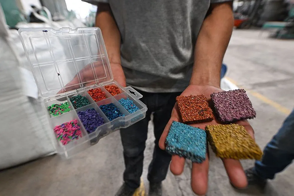 ECOOBJETIVO FOTO NEUMATICOS FUERA DE USO PCIA 2