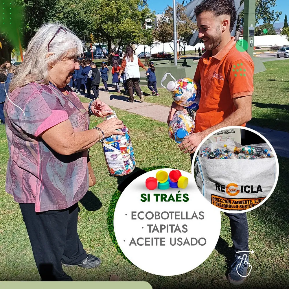 ECOOBJETIVO FOTO VILLA CARLOS PAZ ECOCANJE ANUNCIO DIA RECICLAJE 3