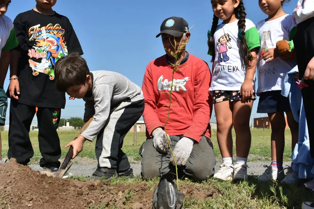 ECOOBJETIVO FOTO ENTE METRO FORESTACION NATIVAS 1
