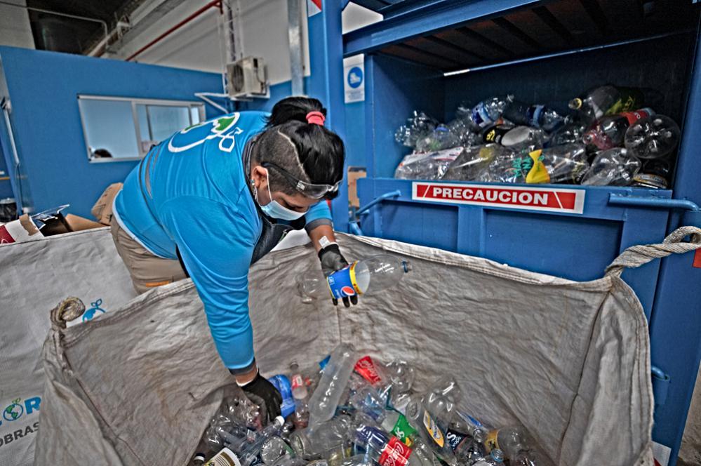 ECOOBJETIVO FOTO RECICLAJE 1