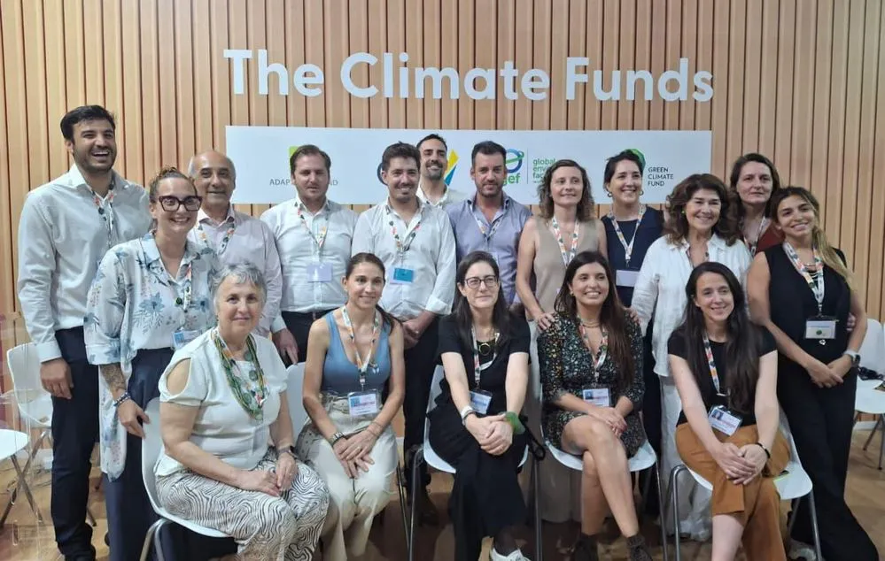 ECOOBJETIVO FOTO FLORES COP 30 1