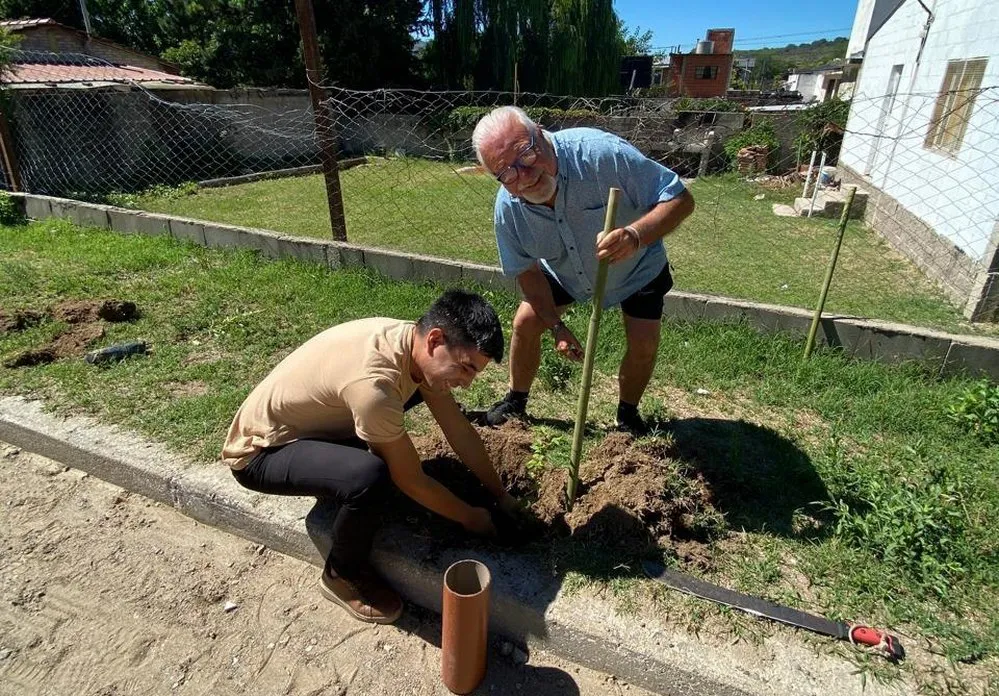 ECOOBJETIVO FOTO VILLA CARLOS PAZ FORESTACION DICIEMBRE 3