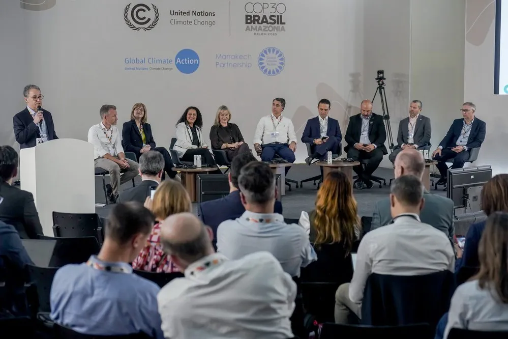 ECOOBJETIVO FOTO COP 30 ENERGIAS RENOVABLES DOCUMENTO