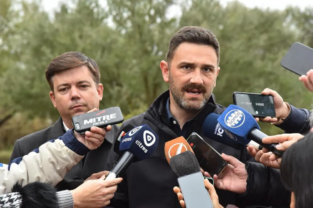 ECOOBJETIVO FOTO REUNION STA FE ER INCENDIOS