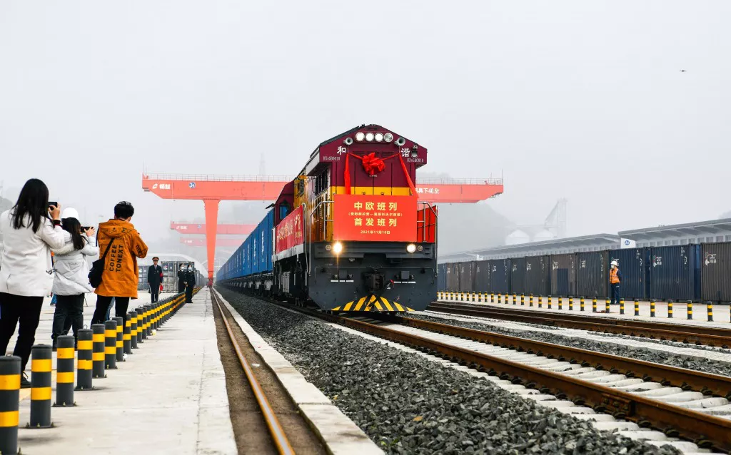 tren energia solar