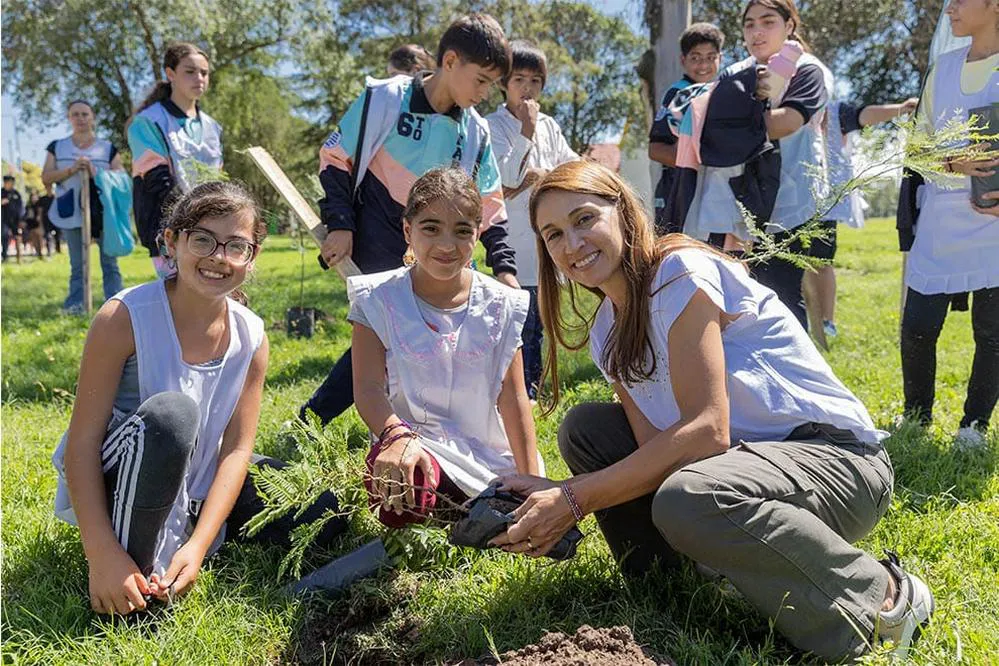 ECOOBJETIVO FOTO PROGRAMA PLANTANDO HISTORIAS CORDOBESAS CAMINO REAL 1