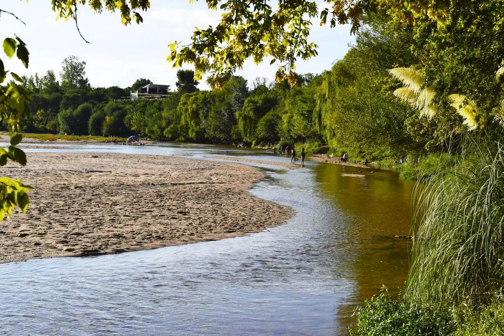 REGION OBJETIVO FOTO MINA CLAVERO RIO DE LOS SAUCES ARIDOS