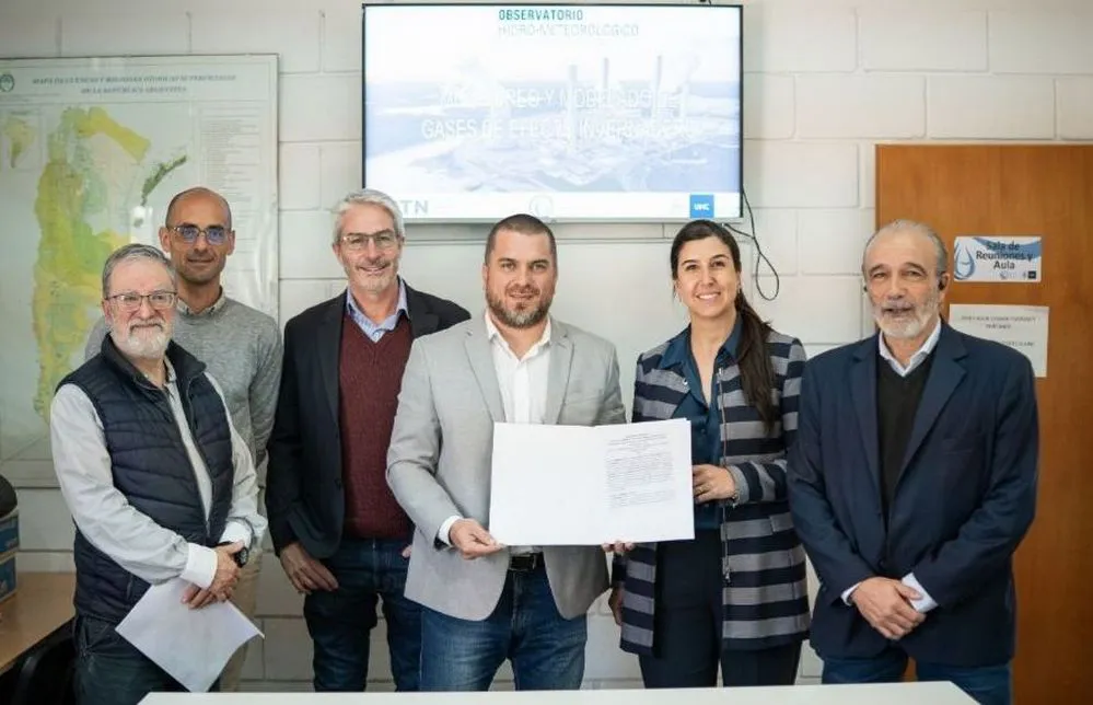 ECOOBJETIVO FOTO CONTROL GASES INVERNADERO