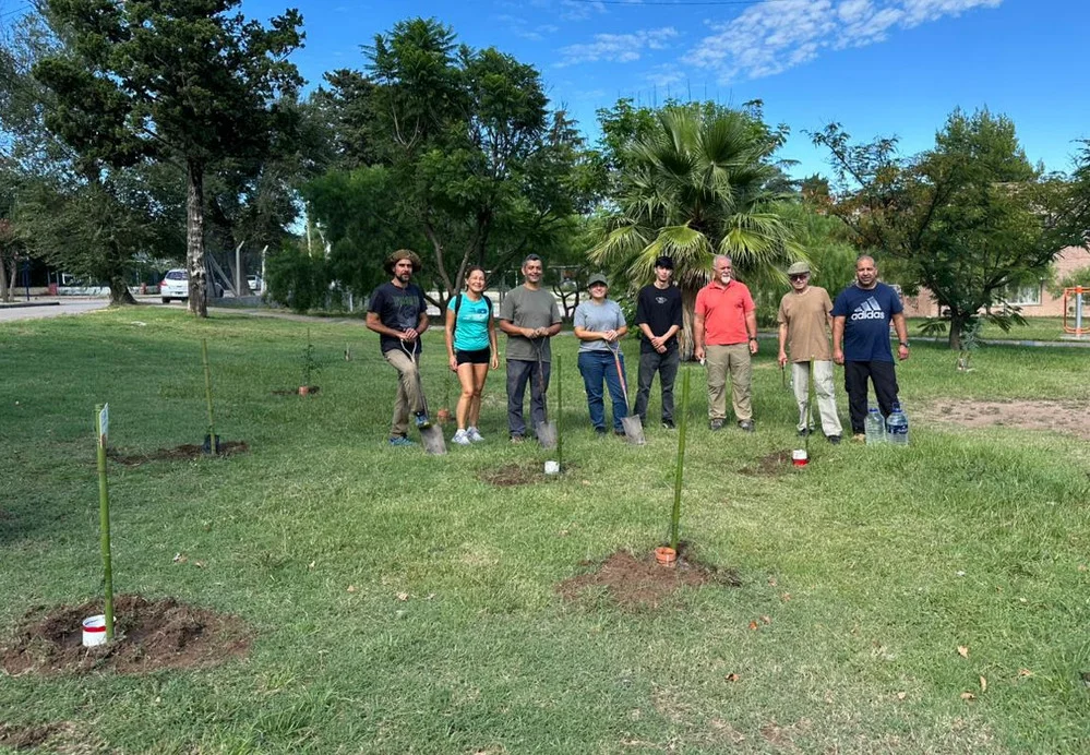 ECOOBJETIVO FOTO VILLA CARLOS PAZ FORESTACION NATIVAS 2