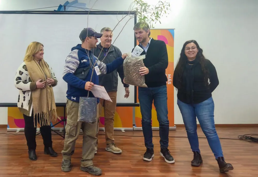 ECOOBJETIVO FOTO ARROYITO CURSO PODA AMBIENTE 3