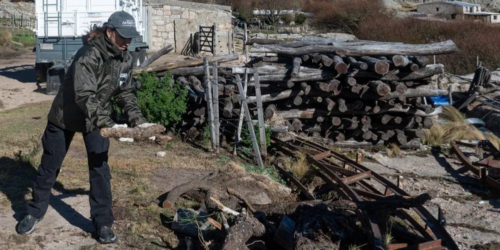 ECOOBJETIVO FOTO ENTREGA DE LEÑA PAMPA DE ACHALA 2