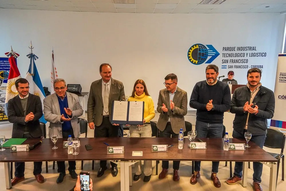 ECOOBJETIVO FOTO SAN FRANCISCO PARQUE INDUSTRIAL SELLO 1