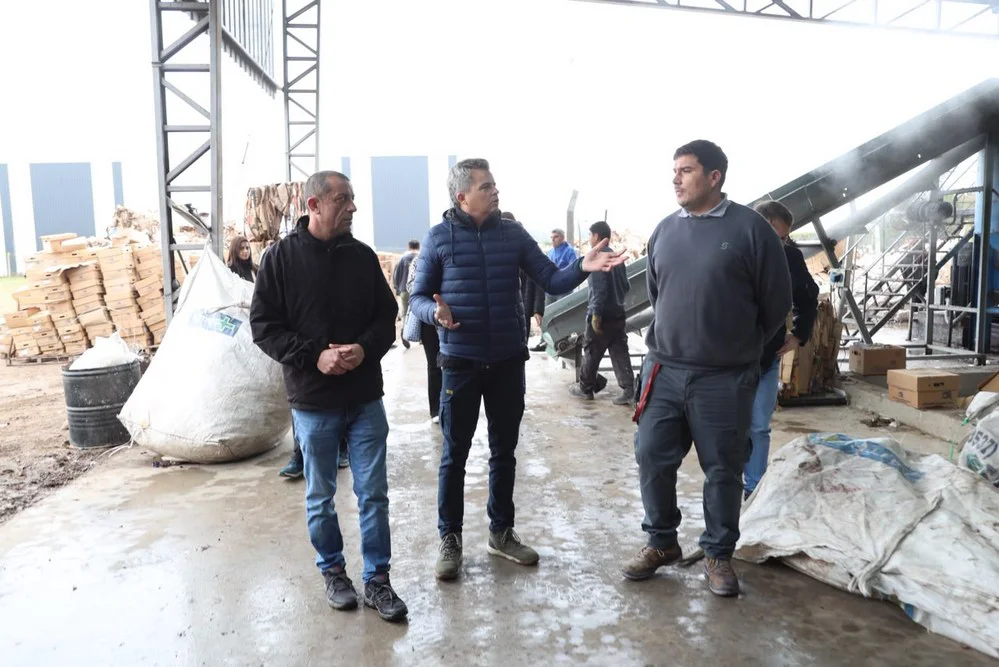 ECOOBJETIVO FOTO VILLA MARIA RECICLADO CARTON MALES 2