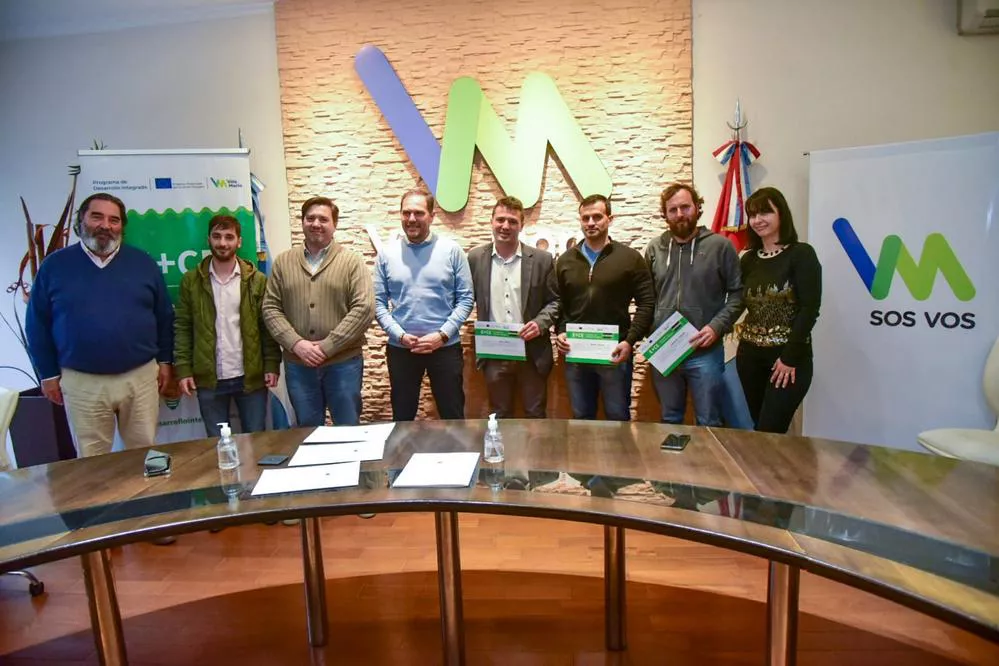 ECOOBJETIVO FOTO VILLA MARIA Entrega premios concurso Emprender