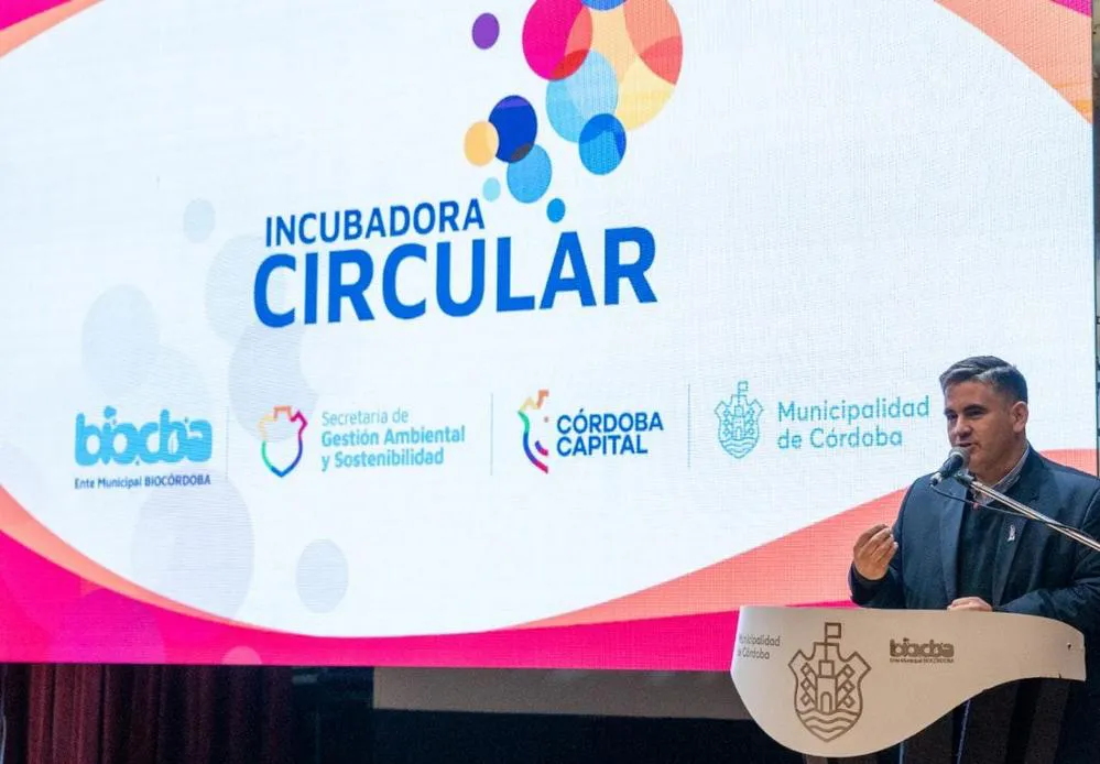 ECOOBJETIVO FOTO INCUBADORA CIRCULAR CRAVERO