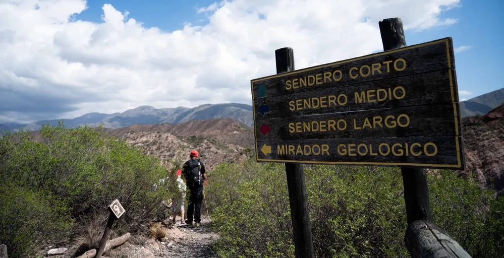 ECOOBJETIVO FOTO MENDOZA VISITAS ESCUELAS jovenes-en-divisadero-e1727726873987