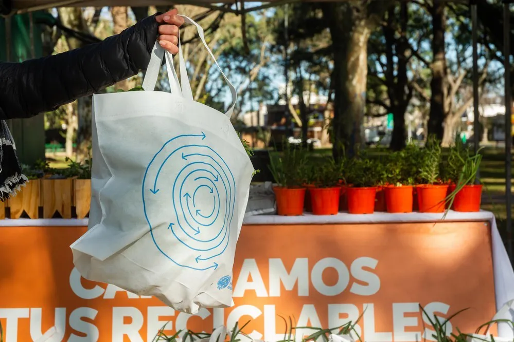 ECOOBJETIVO FOTO ROSARIO CANJE RECICLABLES 1