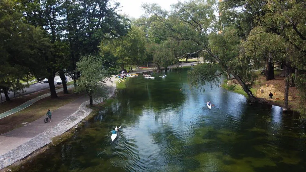 ECOOBJETIVO FOTO LIMPIEZA LAGO PARQUE SARMIENTO 4